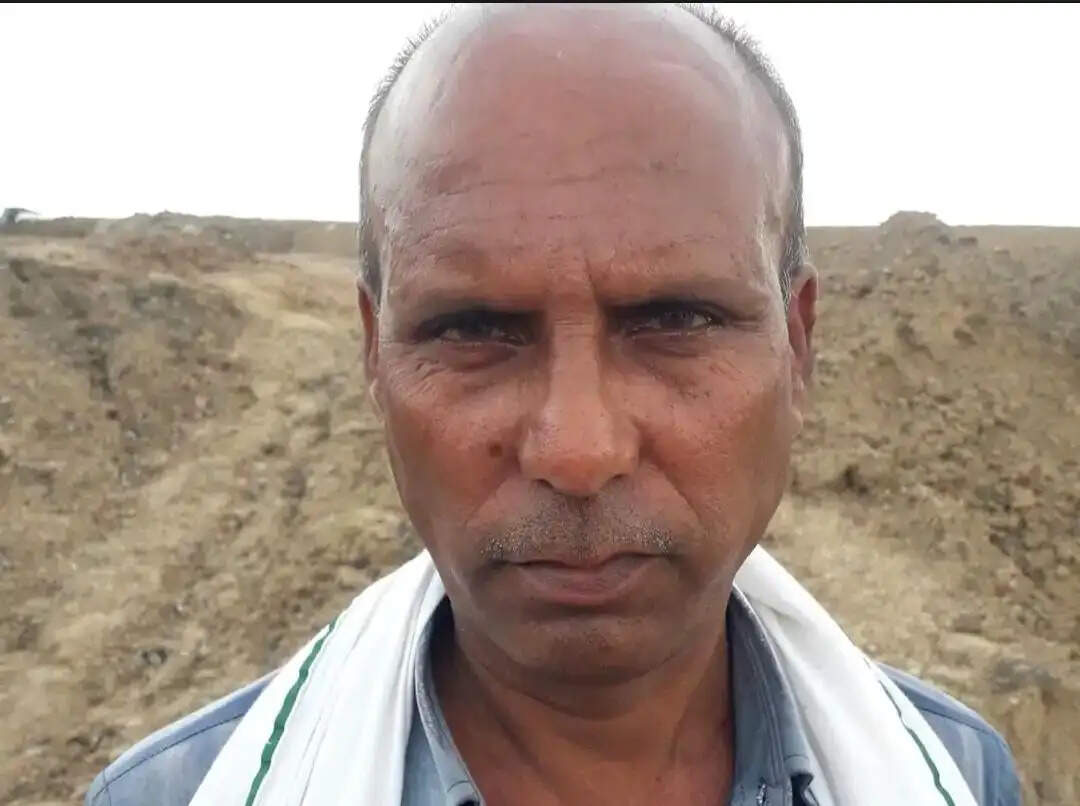 फांसी के फंदे पर झूलता मिला पीआरडी जवान का शव