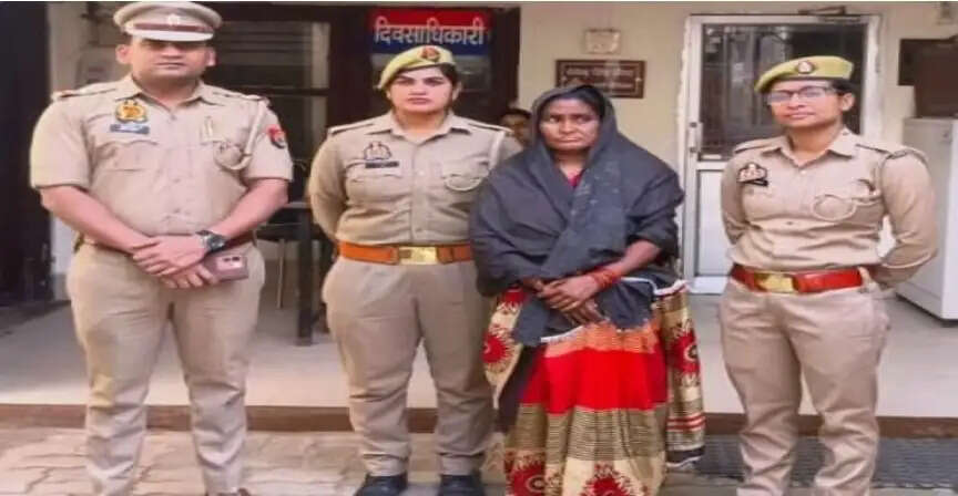 पति के मुफ्त इलाज का झांसा देकर पत्नी से तीन लाख के जेवर ठगे, टप्पेबाज महिला गिरफ्तार