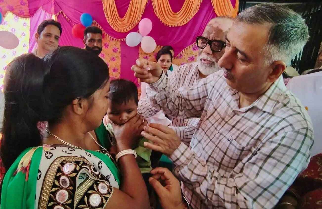 कठुआ में पोलियो पर वार-तीन दिवसीय मेगा अभियान शुरू, 1 लाख से अधिक बच्चों को मिलेगी सुरक्षा कवच