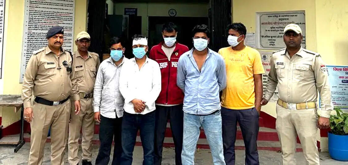 होटल में मारपीट, डीजे संचालक सहित पांच गिरफ्तार