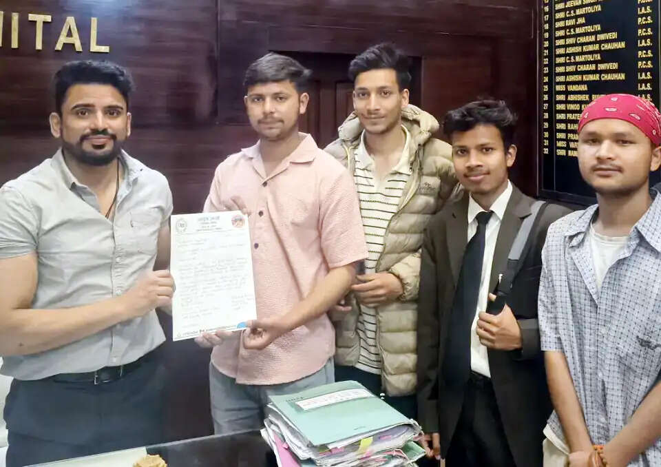 नैनीताल में छात्र महासंघ अध्यक्ष से कथित दुर्व्यवहार पर एनएसयूआई का विरोध