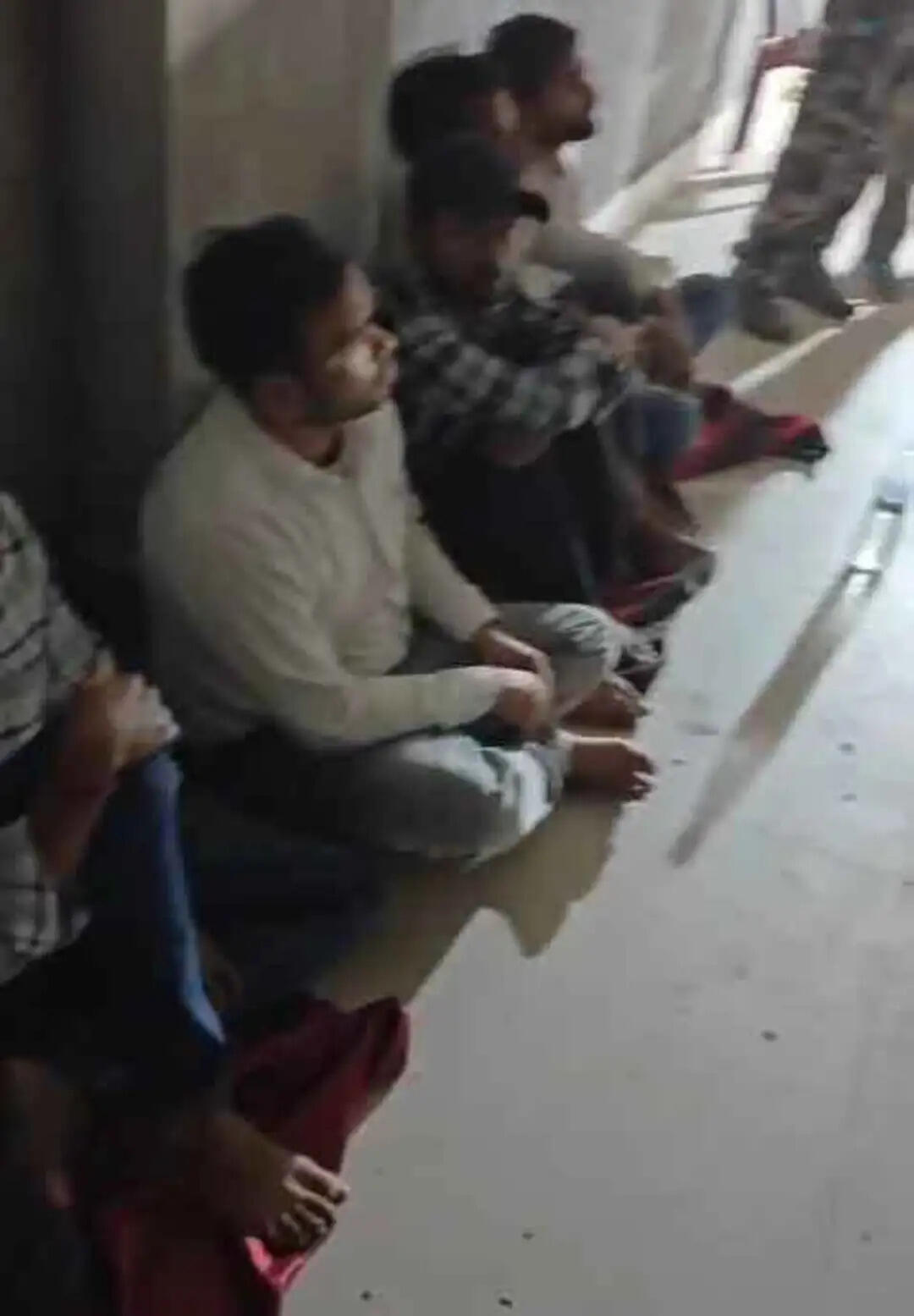 रांची में उत्पाद सिपाही परीक्षा में पेपर लीक की आशंका, हिरासत में 150 से अधिक युवक