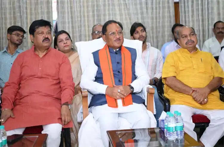 मुख्यमंत्री&nbsp; साय ने सुनी ‘मन की बात’ की 132वीं कड़ी