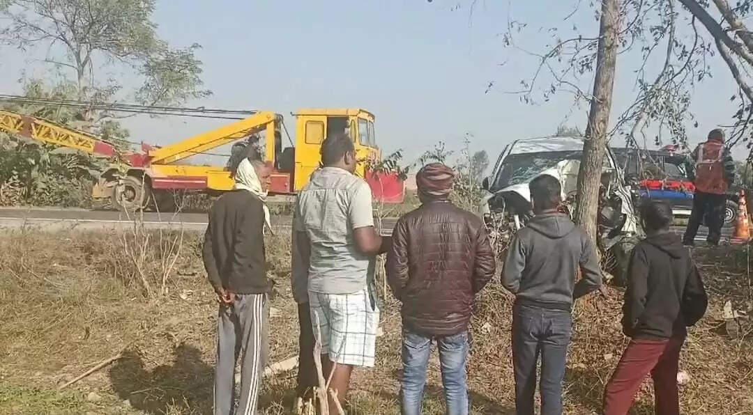 जौनपुर&nbsp;: शादी समारोह से लौट रहे दरोगा की मार्ग दुर्घटना में मौत