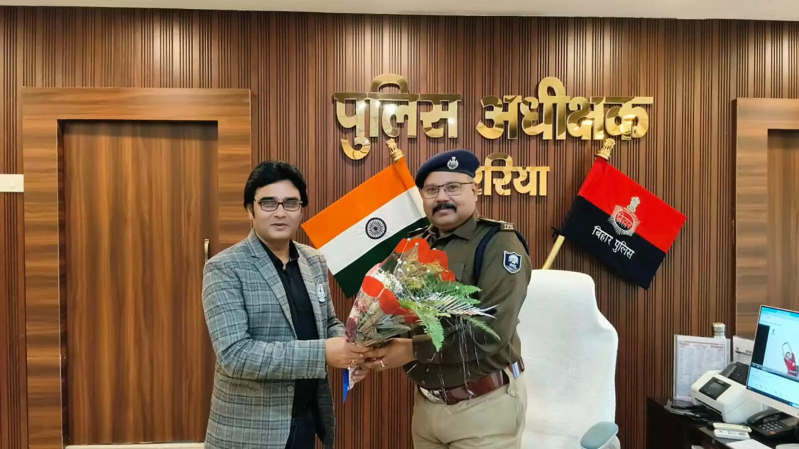 राजद नेता मनीष यादव ने सफलतापूर्वक शिक्षिका शिवानी हत्याकांड के खुलासे पर एसपी का किया आभार प्रकट