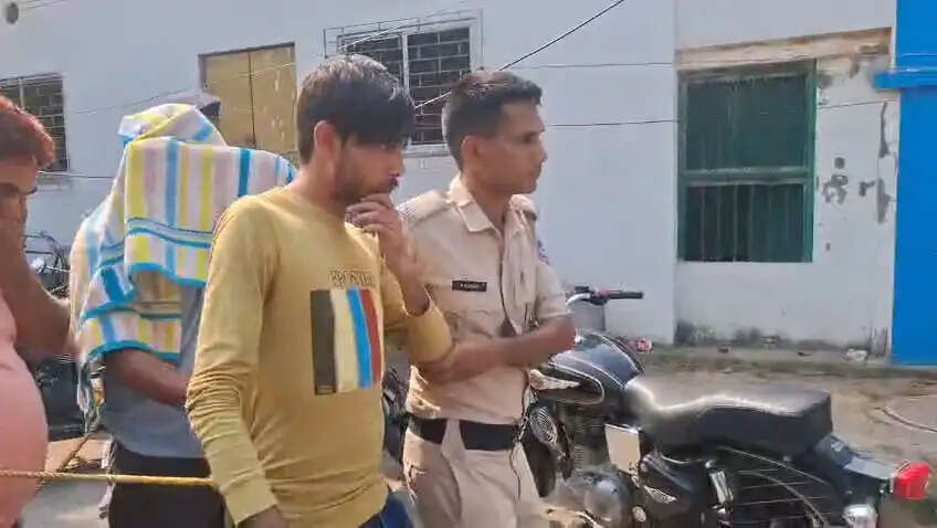 श्रीरामपुर में पुलिस की बड़ी कार्रवाई, केलो समेत 14 आरोपित गिरफ्तार