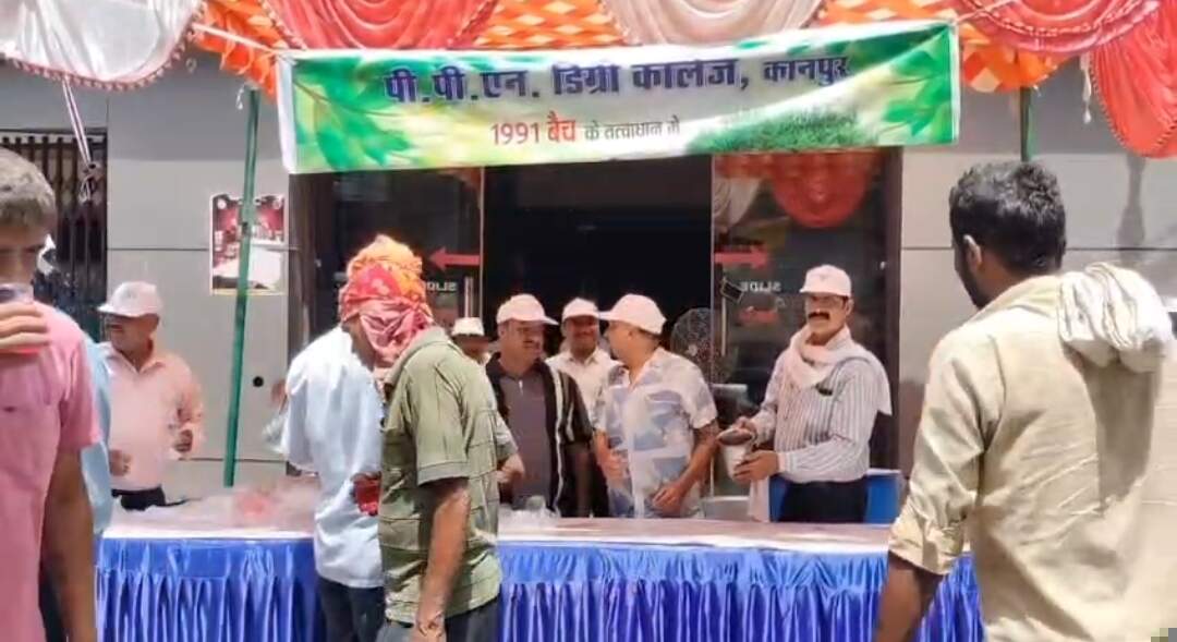 पुरुषोत्तम माह में कानपुर में सेवा कार्यों की धूम, जगह-जगह शरबत और गन्ने के जूस का वितरण