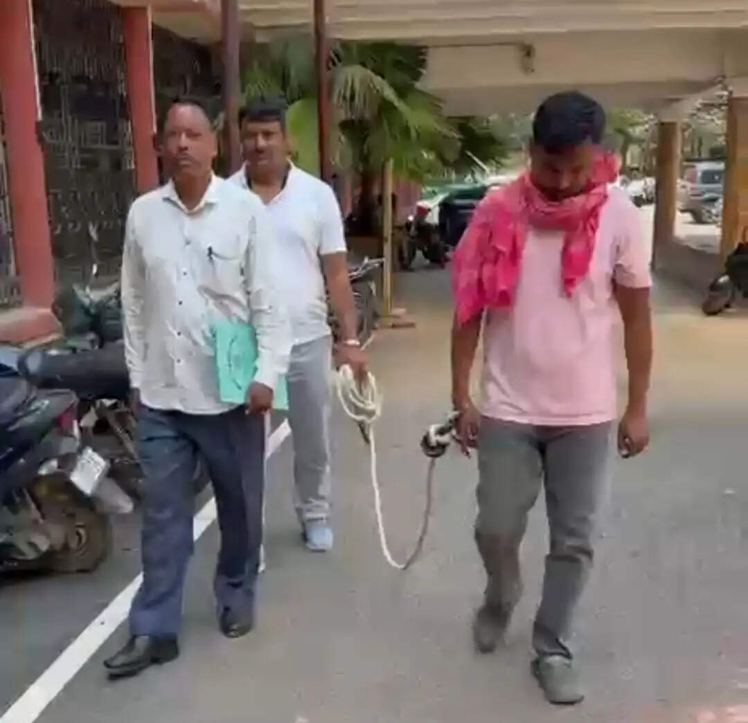 हजारीबाग कोषागार से अवैध निकासी मामले में सीआईडी ने एक आरोपित को किया गिरफ्तार