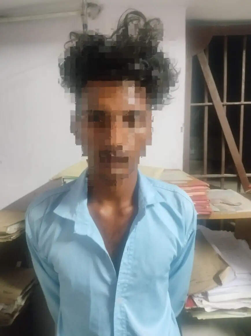 वाहन चेकिंग के दौरान देसी कट्टे के साथ एक युवक गिरफ्तार