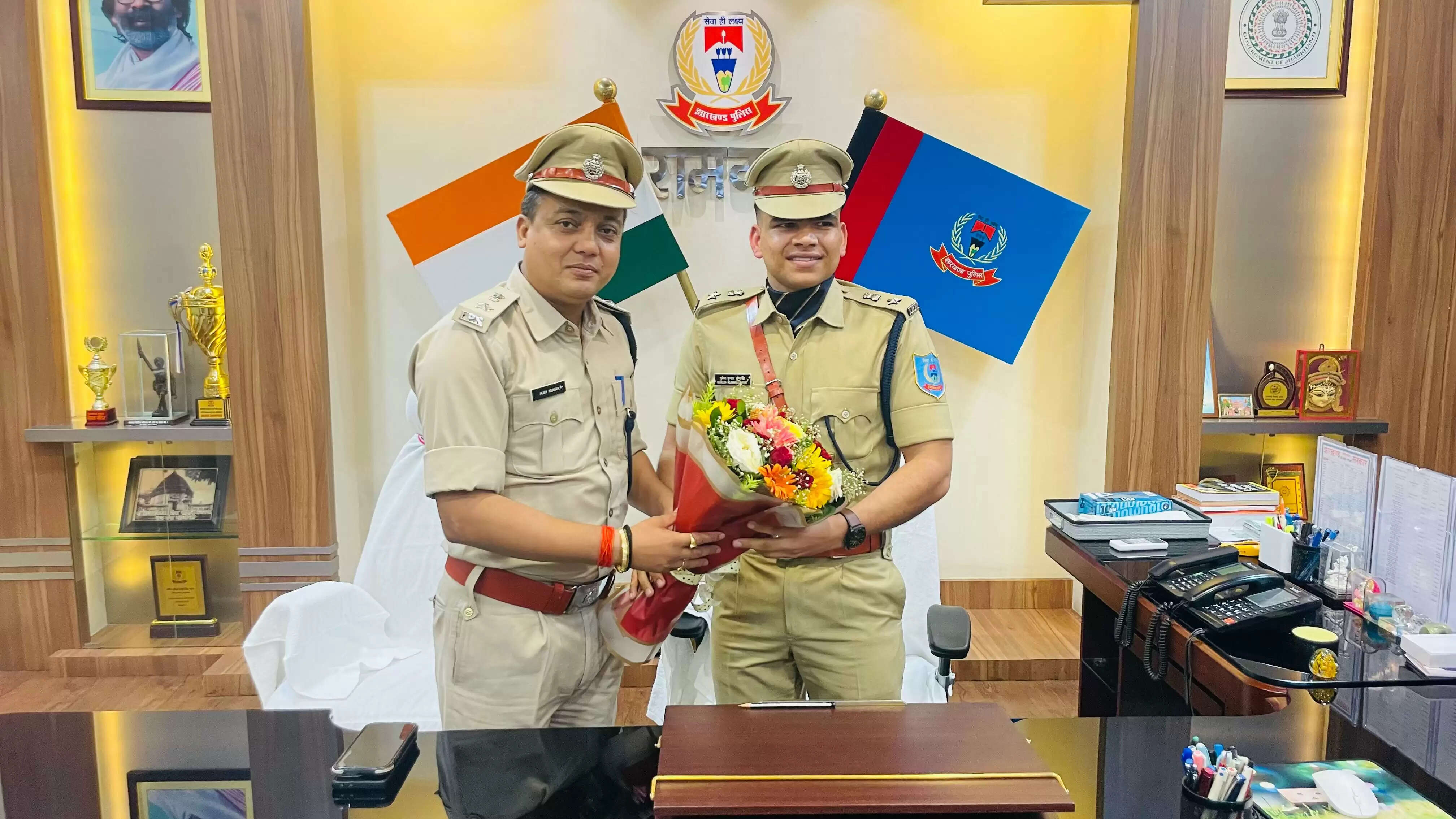 रामगढ़ एसपी के पद पर मुकेश कुमार लुनायत ने लिया प्रभार