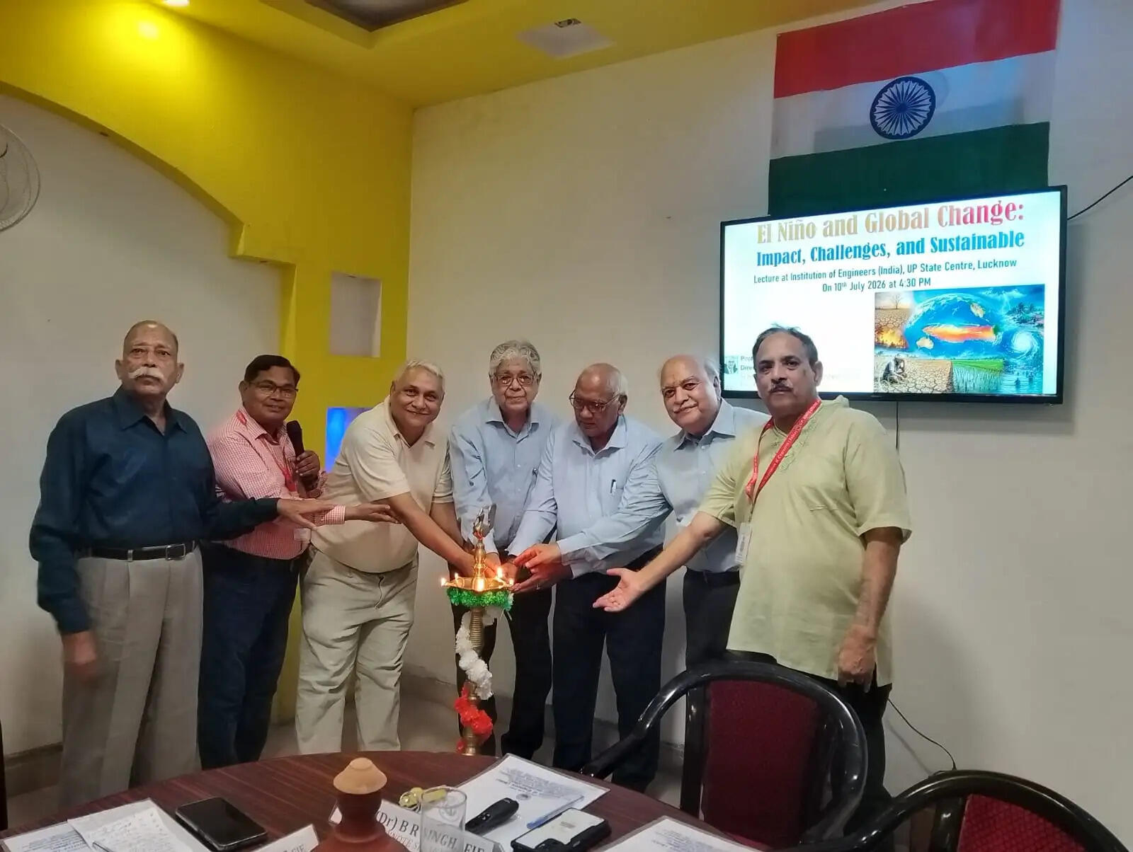 जलवायु परिवर्तन से निपटने के लिए वैज्ञानिक अनुसंधान और जनजागरूकता जरूरी : प्रो. भरत राज सिंह