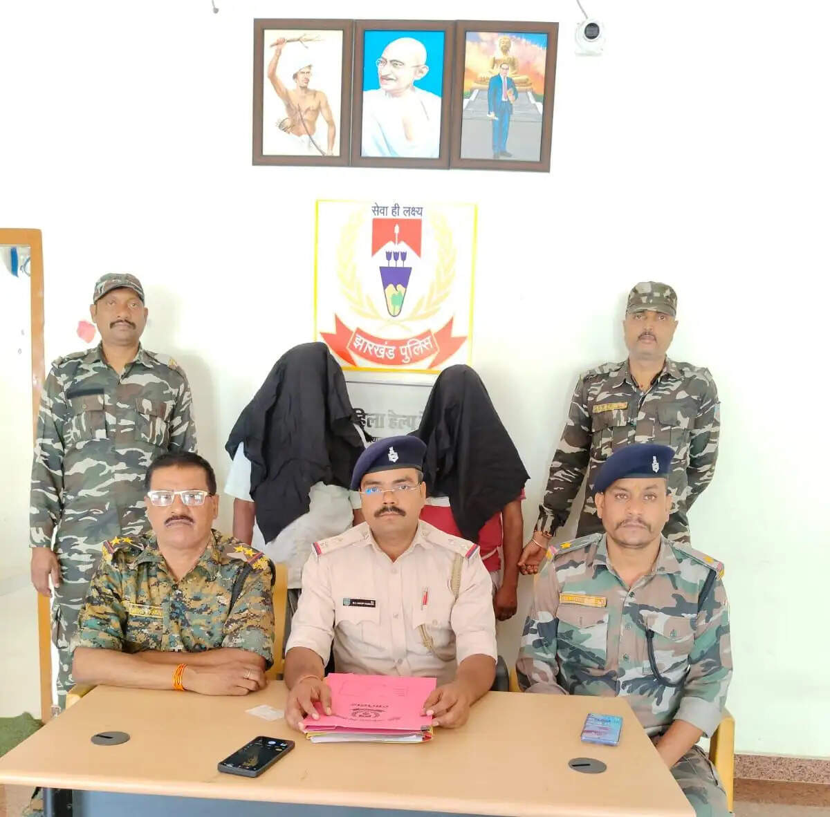 लातेहार में दो अफीम तस्कर गिरफ्तार