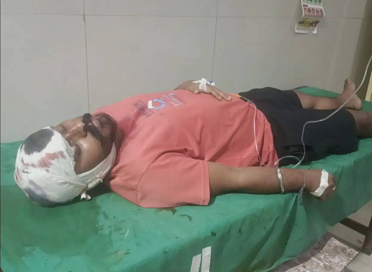 कार सवार लुटेरों ने सर्राफ़ा व्यापारी से लाखों के जेवर लूटे