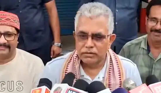 दिलीप घोष ने कार्यकर्ताओं से किया संवाद, विकास योजनाओं और बजट तैयारियों पर रखी बात