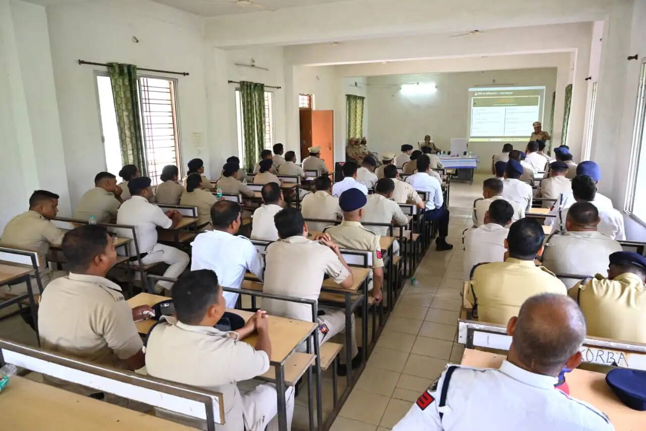 कोरबा पुलिस का बड़ा कदम: पुलिस व्यवहार प्रशिक्षण कार्यक्रम से संवेदनशील और स्मार्ट पुलिसिंग पर जोर