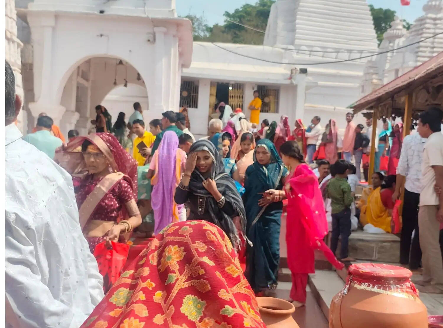 अनूपपुर: गंगा सप्तमी पर मां नर्मदा की उद्गम में 25 हजार श्रद्धालुओं ने किया स्नान, की पूजा-अर्चना