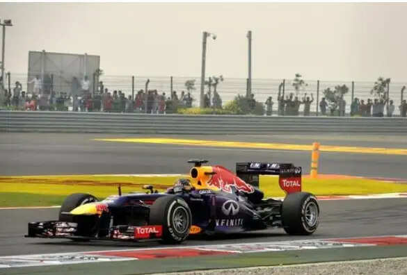 भारत में फिर गूंज सकती है फॉर्मूला वन की रफ्तार, खेल मंत्री मांडविया ने 2027 में वापसी का दिया संकेत