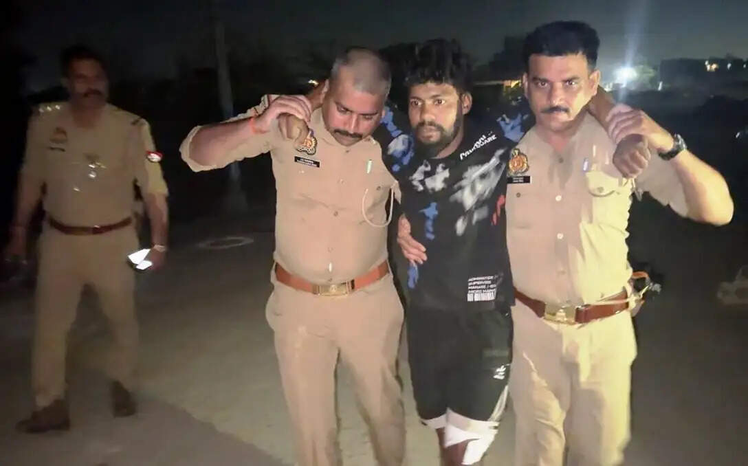 कानपुर पुलिस ने ‘उल्टी गैंग’ की 3 महिलाओं काे किया गिरफ्तार, मुठभेड़ में पकड़ा गया सरगना