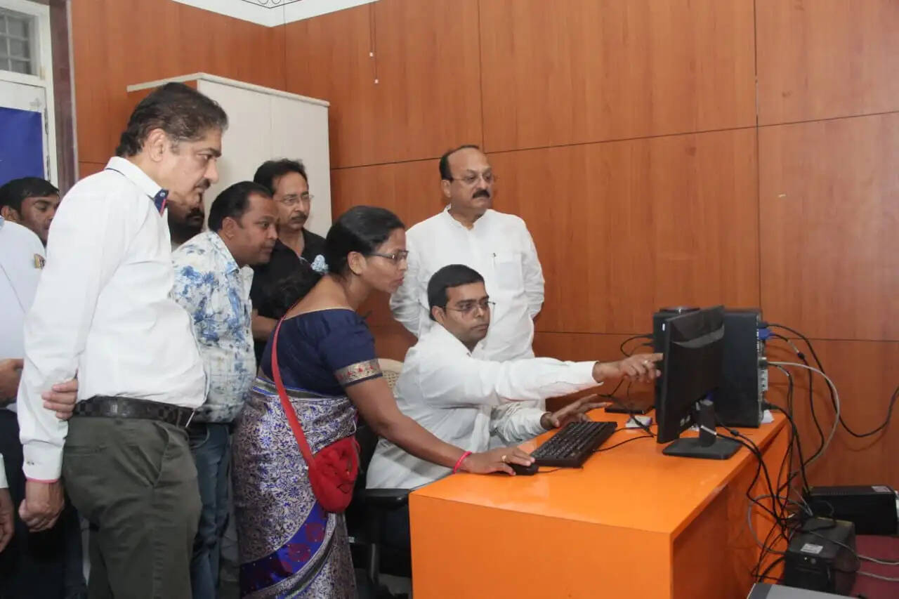 दिल्ली सरकार ने ईडब्ल्यूएस एवं सीडब्ल्यूएसएन श्रेणी के अंतर्गत प्रवेश हेतु कंप्यूटरीकृत ड्रा का किया आयोजन