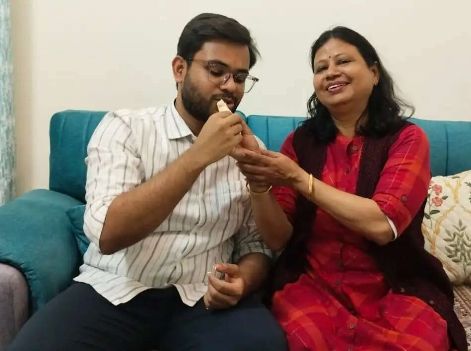 देवांश गुप्ता ने चमकाया पीतलनगरी मुरादाबाद का नाम, यूपीएससी में मिली 77 वीं रैंक