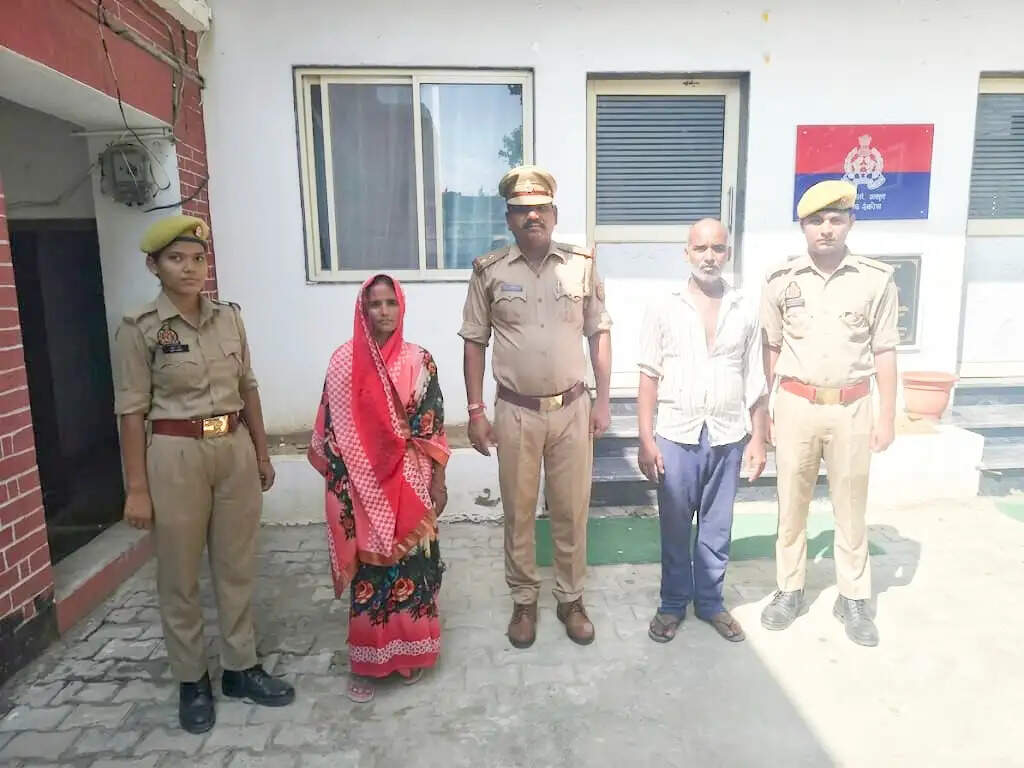 देवरिया : विवाहिता की मौत के मामले में सास-ससुर गिरफ्तार