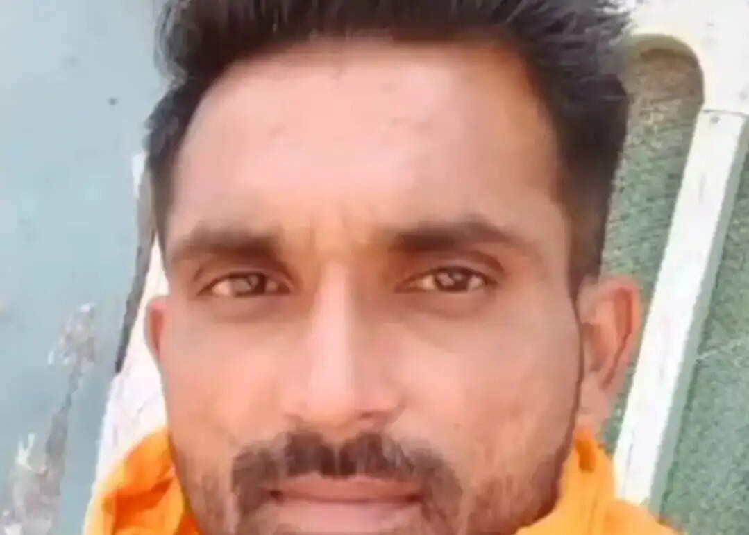 घर से लापता युवक का शव खेत में मिला,जांच में जुटी पुलिस