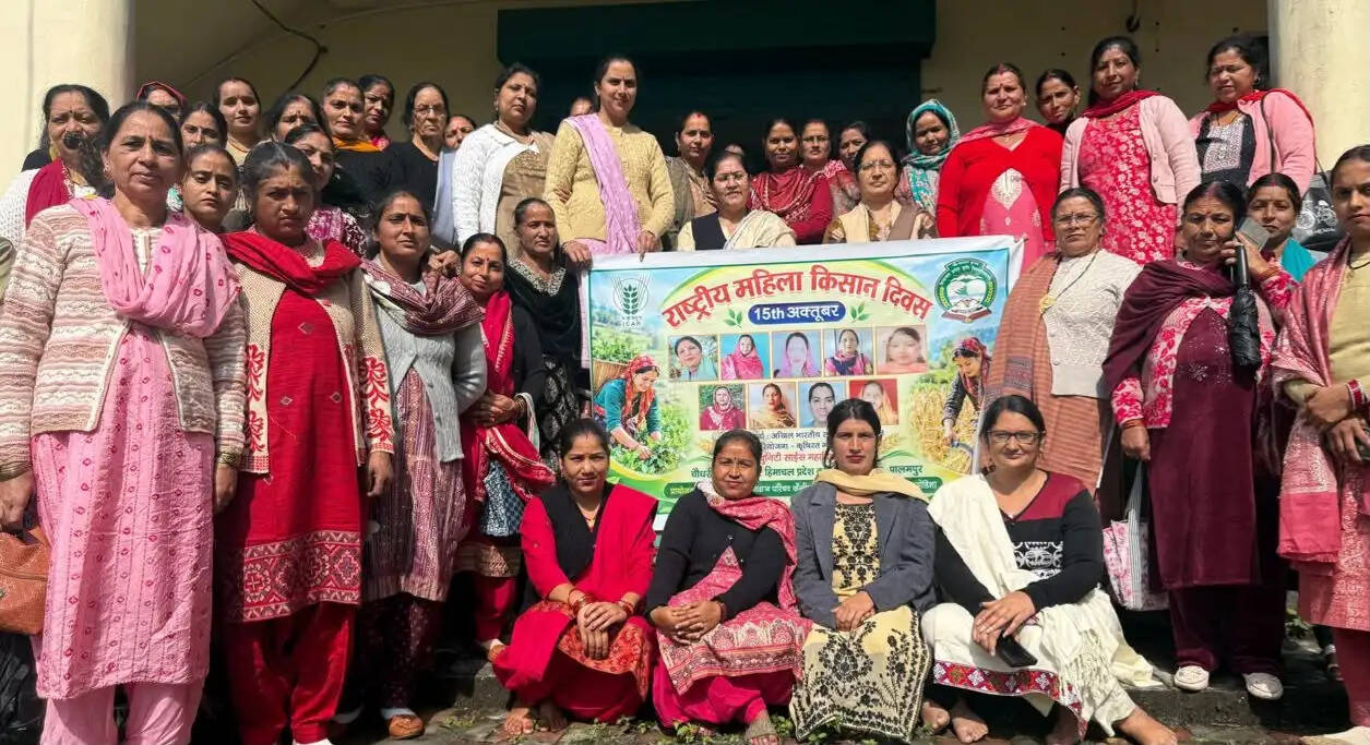 कृषि विश्वविद्यालय ने मनाया राष्ट्रीय किसान महिला दिवस, सशक्तीकरण का दिया संदेश