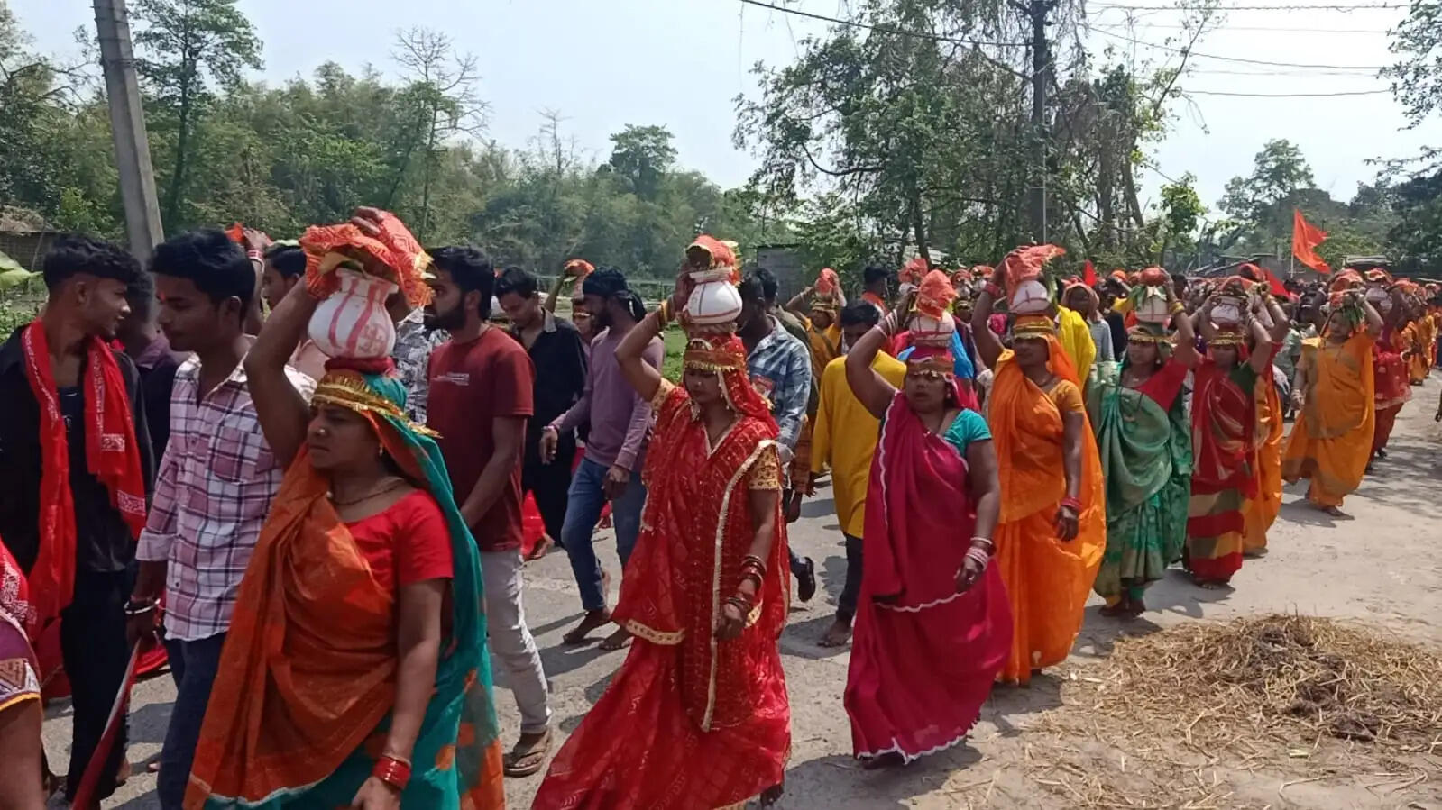 राम जानकी प्रतिमा स्थापना एवं प्राण प्रतिष्ठा को लेकर कलश शोभायात्रा