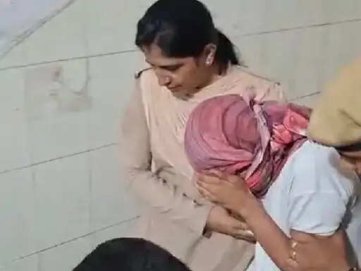 हाईटेक नकल का नया फार्मूला फेल: री-नीट अभ्यर्थी जेल पहुंची