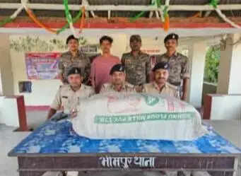 सुपौल में 23.5 किलो गांजा बरामद, अररिया का तस्कर गिरफ्तार