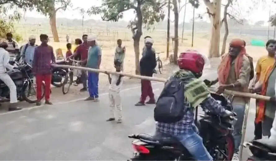 (अपडेट) जगन्नाथपुर मंदिर गार्ड हत्या के विरोध में आदिवासी संगठनों का प्रदर्शन, चार संदिग्ध हिरासत में, जांच जारी