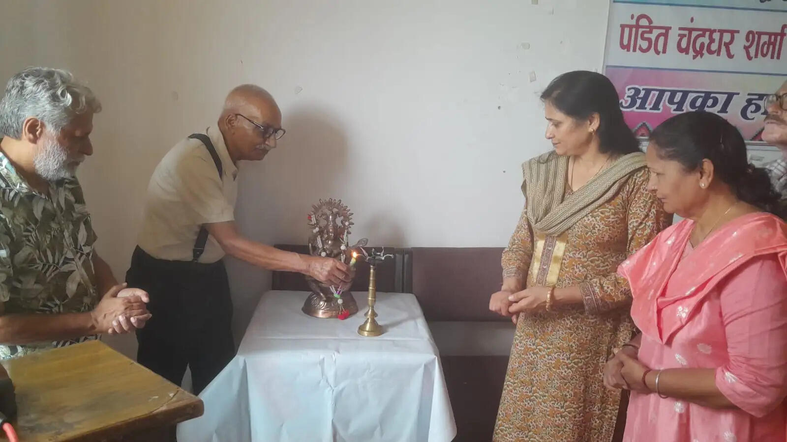 गुलेरी जयंती : साहित्यकार को वर्तमान समय और समाज को ध्यान में रखकर लिखना चाहिए : प्रो. रवि शेखर